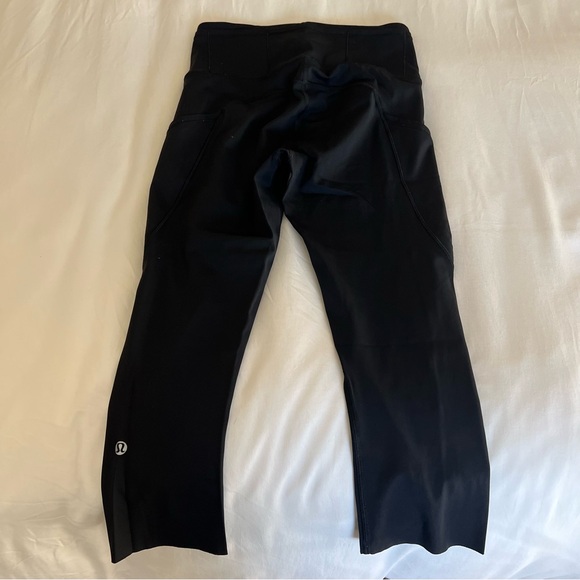 EUC Lululemon Fast & Free Crop (19”) - Picture 5 of 6